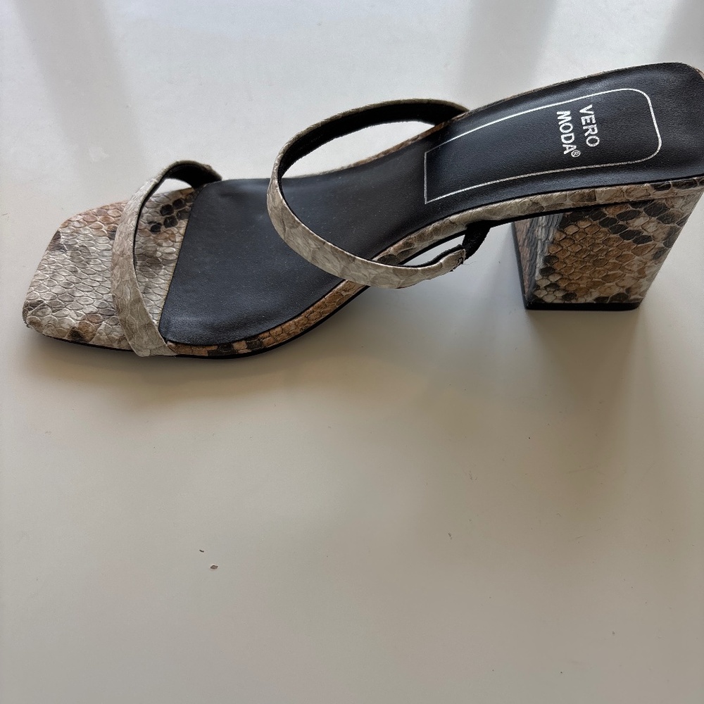 Vero Moda square toed strappy , heeled sandals size 38
